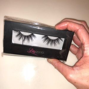 Lilly Lashes (MIAMI)